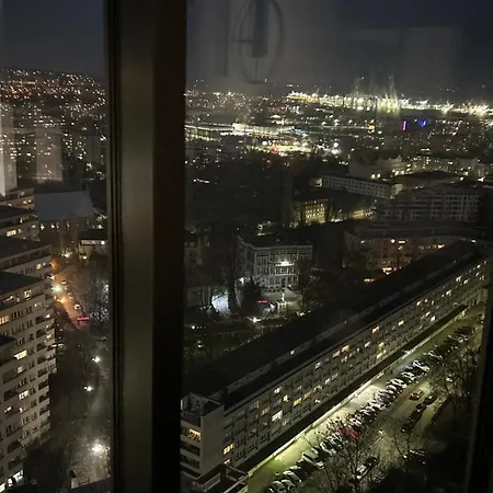 Διαμέρισμα Anss Hanza Tower Deluxe With Pool